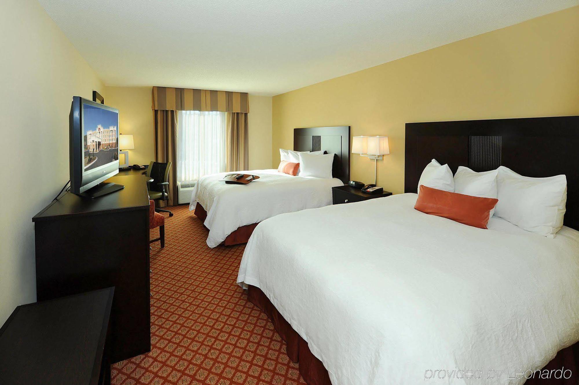 Hampton Inn & Suites Scottsboro Pokoj fotografie